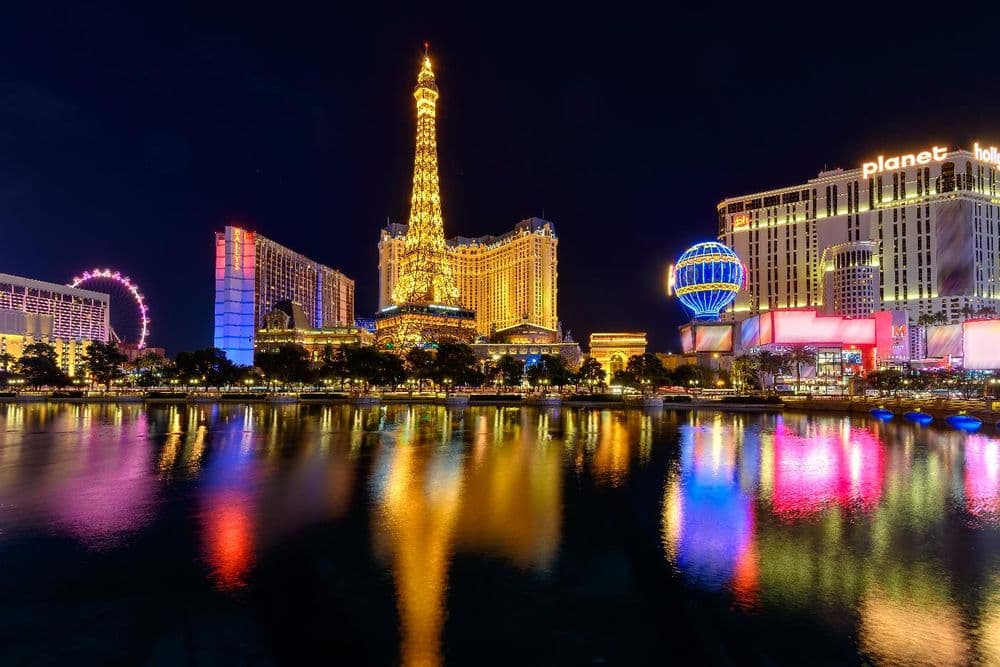 美国西南峡谷与原野国家公园自驾：Las Vegas—Grand Canyon Village—Page—Monument Valley—Moab—Bryce Canyon—Salt Lake City